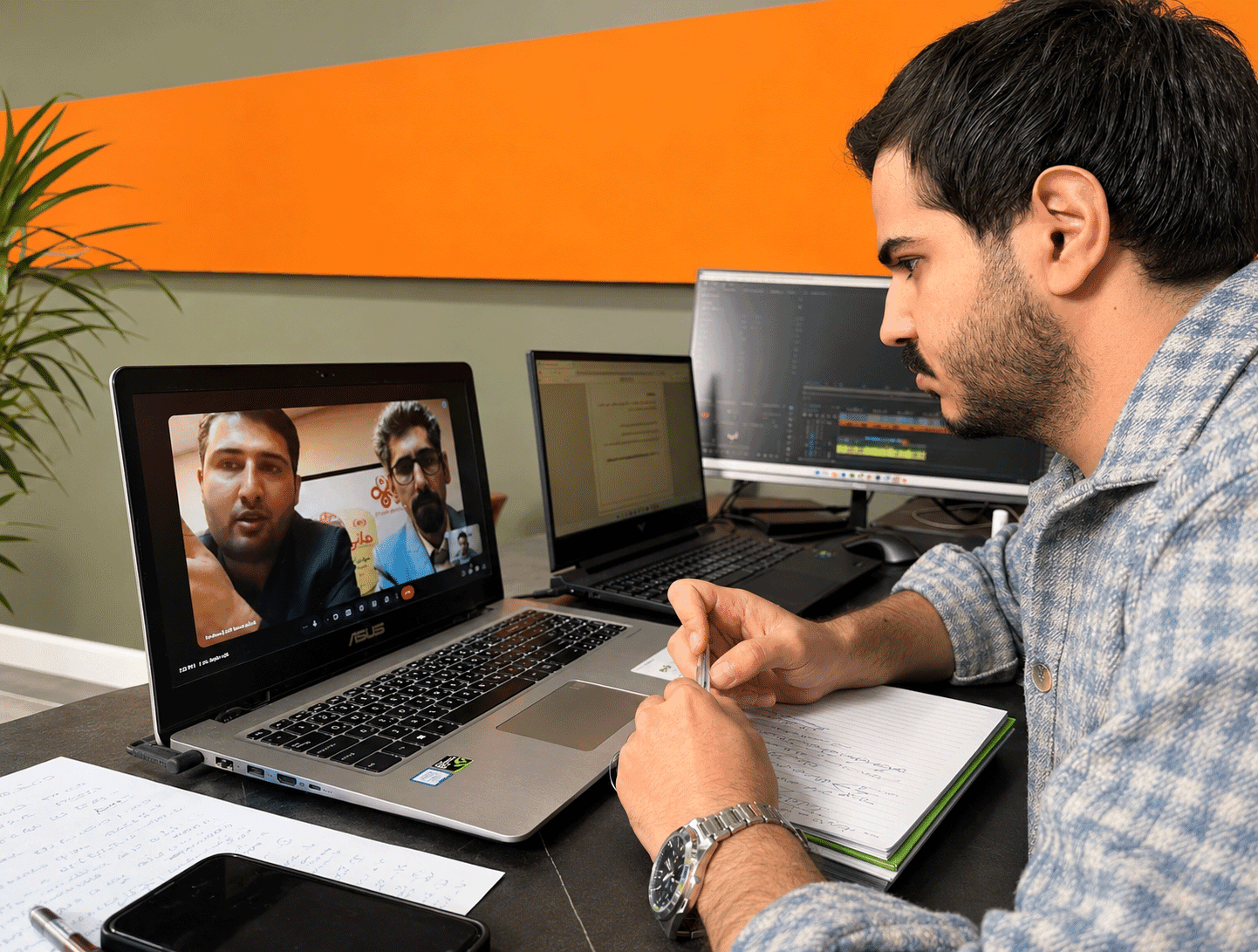 ۱. بازگشت بازی راینو، بعد از یک سال حضور در پروژههای سازمانی